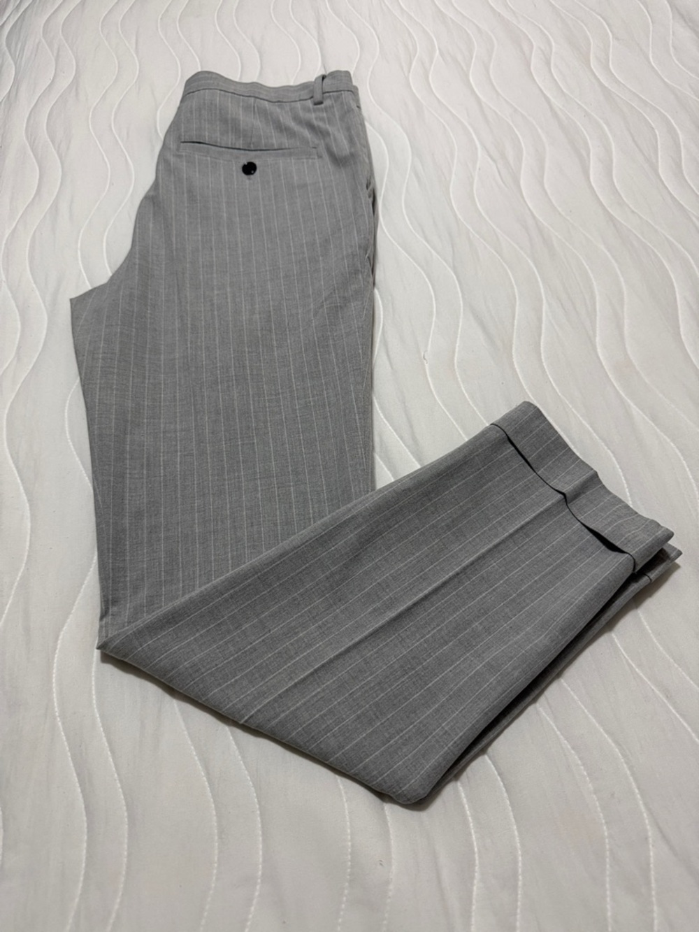 H&M Light Gray Pinstriped Skinny Fit Pants 31 W/ 30 L